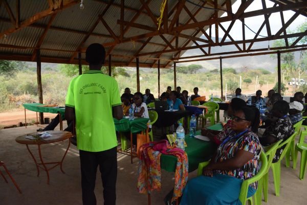 farmers-training-on-conservation-agriculture-at-sjs-organic-farm-jan-2022-minC8ECB762-9C09-0B19-B313-7D3FDC6C7C4C.jpg