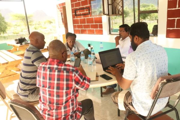 nm-aist-iuc-team-meeting-with-sjs-organic-farm-team-december-2022-min-min6C8F5B89-81F4-B4CA-235E-237313D7485A.jpg